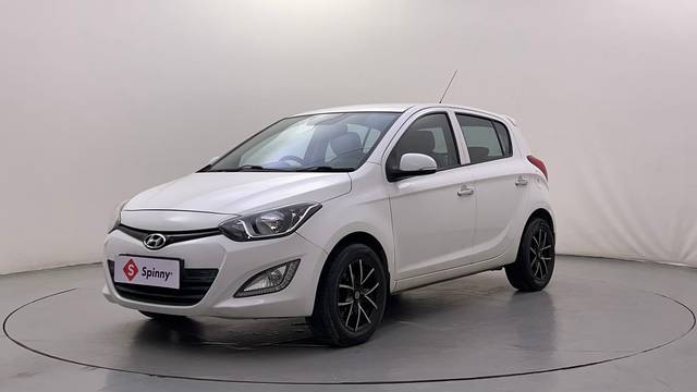 https://images10.gaadi.com/usedcar_image/4612787/original/076f7077612950ab4215f87dd62fed94.JPG?imwidth=6400