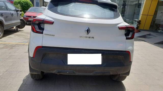 https://images10.gaadi.com/usedcar_image/4612832/original/processed_1b6f0b65-a71d-4cb7-910f-c4f946e2a725.jpg?imwidth=6400