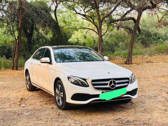 https://images10.gaadi.com/usedcar_image/4612842/original/9c10f603b8104531cf611cf67ffce092.jpg?imwidth=6400