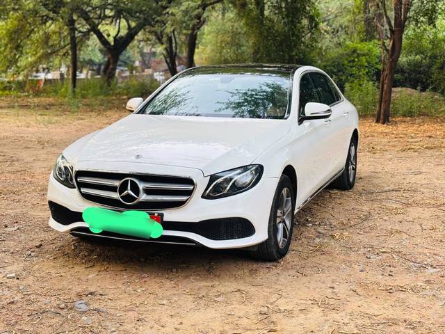 https://images10.gaadi.com/usedcar_image/4612842/original/processed_1885cf218b8ef70b39e54d578e8d8caf.jpg?imwidth=6401