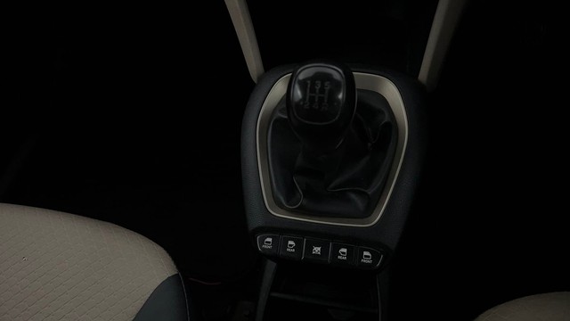 Second-hand 2021 Hyundai Santro Sportz Executive CNG for sale in New Delhi-12