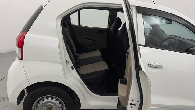 Second-hand 2021 Hyundai Santro Sportz Executive CNG for sale in New Delhi-38