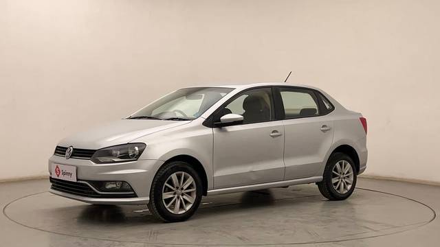 https://images10.gaadi.com/usedcar_image/4612909/original/36d620c113c459658389203a1c326710.JPG?imwidth=6400