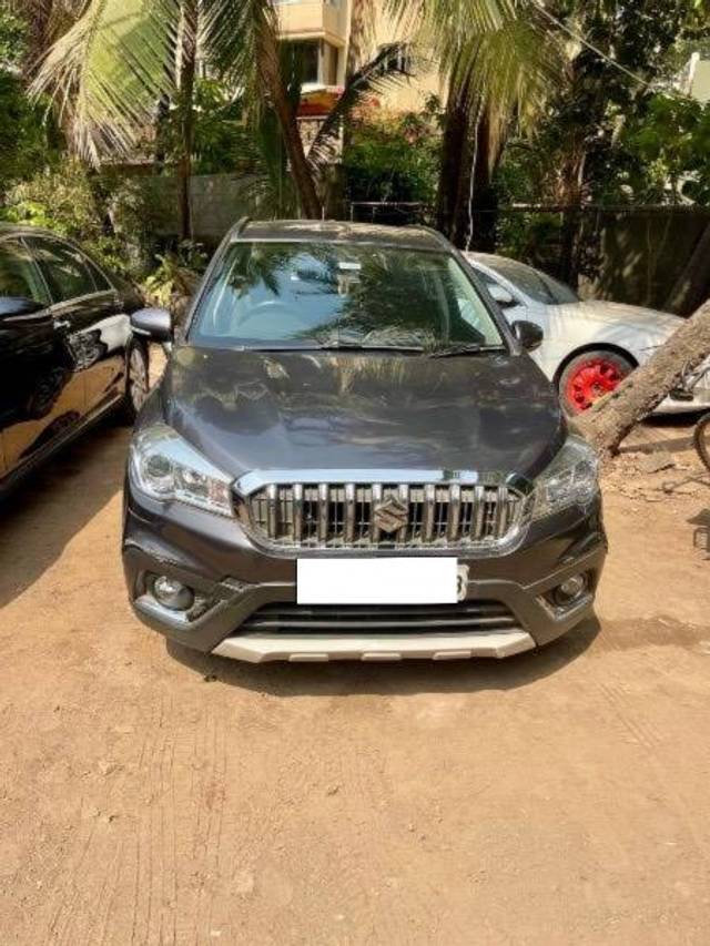 https://images10.gaadi.com/usedcar_image/4612952/original/processed_5e69adba-639b-4ed1-942f-487f91ed456b.jpeg?imwidth=6400