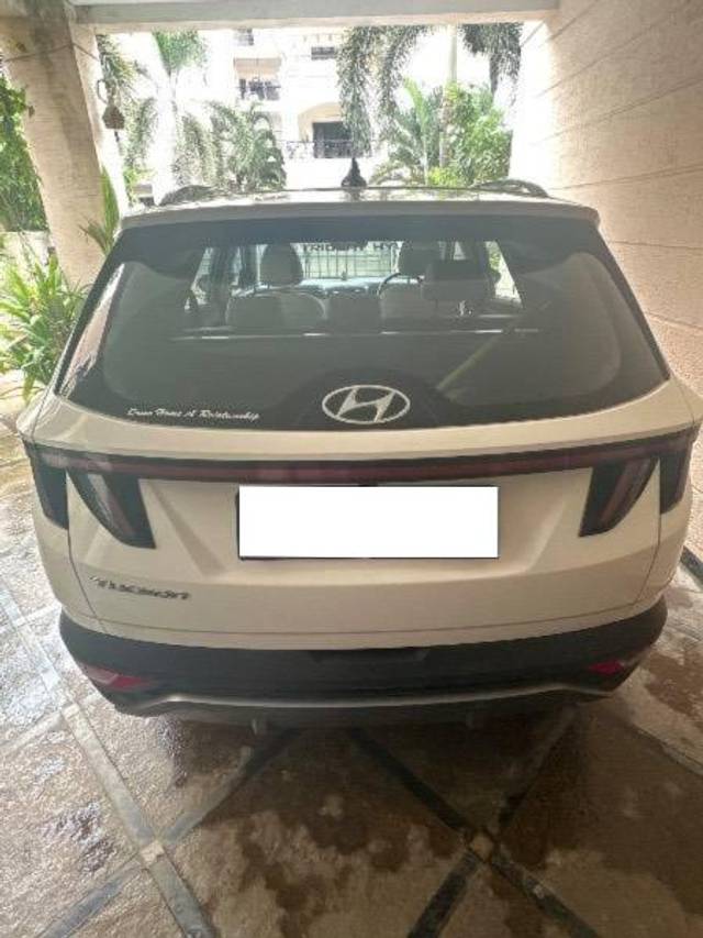 https://images10.gaadi.com/usedcar_image/4612960/original/processed_d79658b2-fa57-43e5-be2a-7630b1b40de3.jpg?imwidth=6401