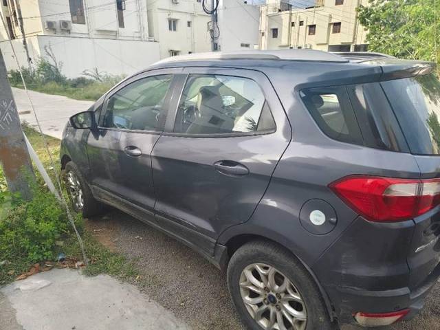 https://images10.gaadi.com/usedcar_image/4612966/original/processed_495fad3b-f1ab-45fe-8f4a-180c3fd140b7.jpg?imwidth=6402