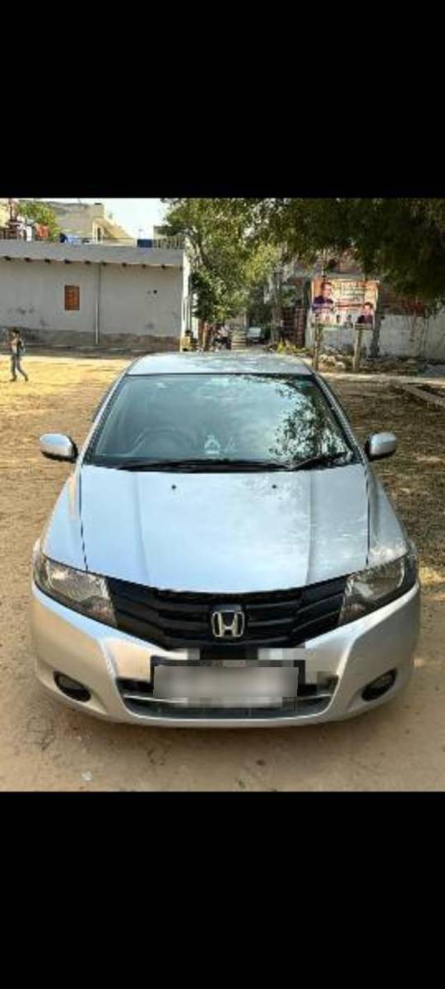 https://images10.gaadi.com/usedcar_image/4613001/original/processed_5e9c0dc1-506a-47b4-a8b3-edb1291bfebb.jpg?imwidth=6400