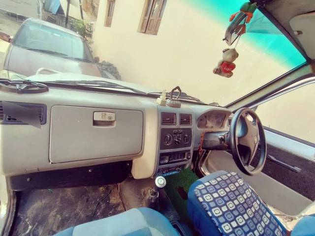 https://images10.gaadi.com/usedcar_image/4613003/original/processed_a5c761d7-e0b3-4102-a798-59a9caafb659.jpeg?imwidth=6401