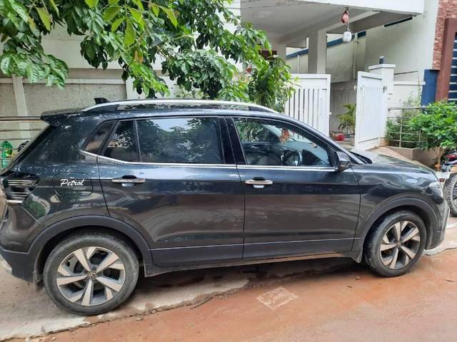 https://images10.gaadi.com/usedcar_image/4613027/original/processed_0247f1f9-a0bc-4010-a04e-55a14bb9ceb4.jpg?imwidth=6401