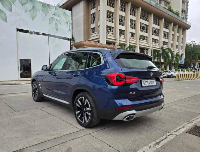 https://images10.gaadi.com/usedcar_image/4613075/original/processed_567973edf8b3eb7c02f30d95affd5c58.jpg?imwidth=6402