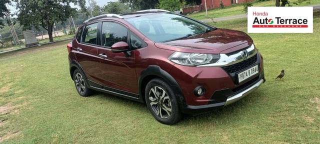 https://images10.gaadi.com/usedcar_image/4613080/original/5d3a0649a1ea060f3e400f56e567b4c9.jpeg?imwidth=6400
