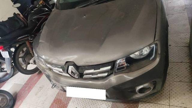 https://images10.gaadi.com/usedcar_image/4613113/original/processed_bcf01c81-76b0-4446-a3d2-657d33120f9f.jpg?imwidth=6402