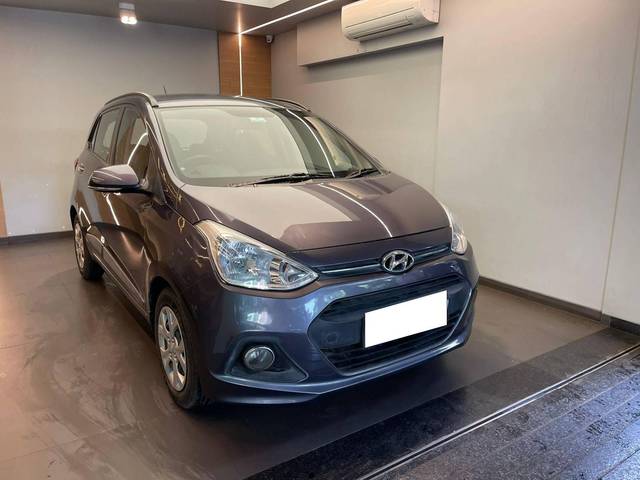 https://images10.gaadi.com/usedcar_image/4613117/original/processed_c934a93da7dc3d7e376e2a3d36df7180.jpeg?imwidth=6401