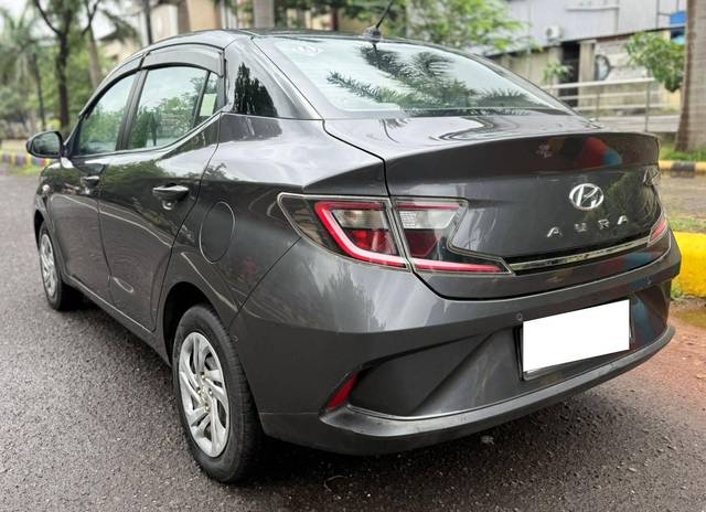 https://images10.gaadi.com/usedcar_image/4613120/original/processed_84564befa13301237bf89845346a0883.jpg?imwidth=6402