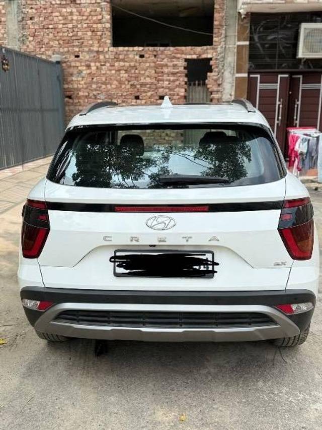 https://images10.gaadi.com/usedcar_image/4613121/original/processed_148f43ff-fc02-45c3-a58f-b7731ac8c146.jpeg?imwidth=6402
