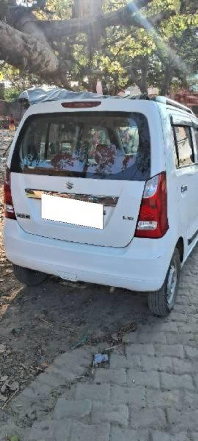 https://images10.gaadi.com/usedcar_image/4613124/original/processed_ae34e38d-047b-4806-99a9-6158e1fbf0bb.jpg?imwidth=6401