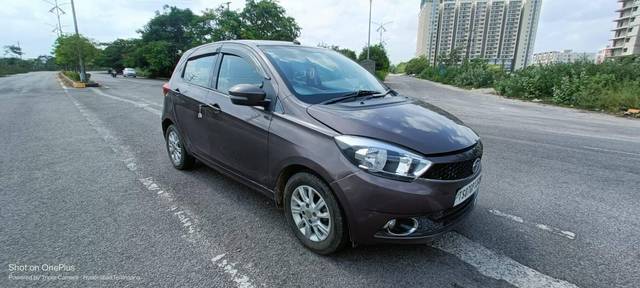 https://images10.gaadi.com/usedcar_image/4613156/original/processed_bc39195d10960171bdd4e31b07f55b63.jpg?imwidth=6400