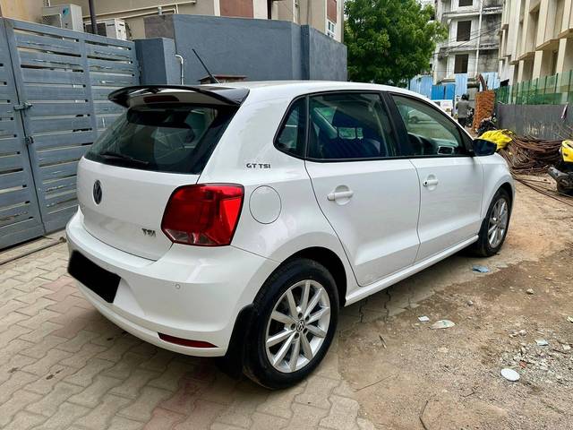 https://images10.gaadi.com/usedcar_image/4613166/original/processed_56a71f47285a7b594eb16e7e56df3951.jpg?imwidth=6401