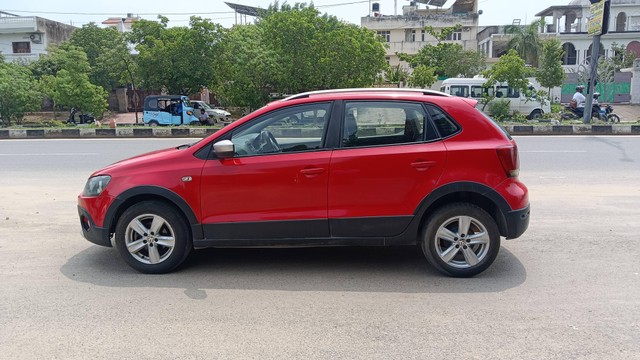 Second-hand 2014 Volkswagen Polo 1.5 TDI Highline for sale in Jaipur-2