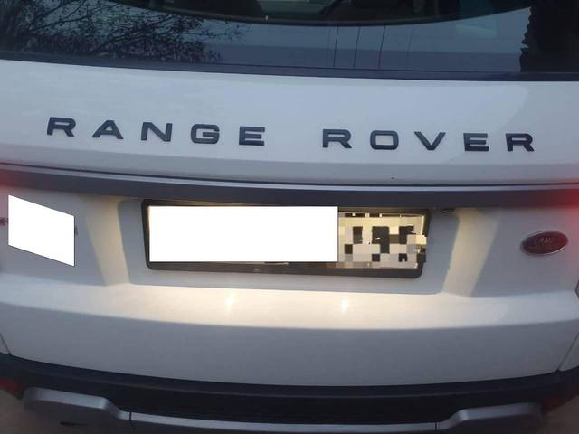 https://images10.gaadi.com/usedcar_image/4613180/original/processed_e9c927c3147dc59770d64c0cc0a2f9ba.jpg?imwidth=6401