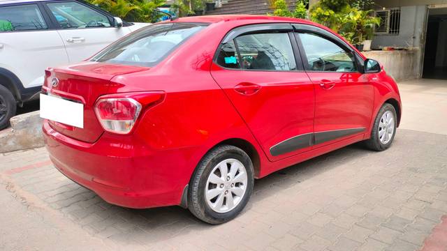 https://images10.gaadi.com/usedcar_image/4613234/original/processed_434ff6f5cb04a1f312e95f3691ced13e.jpg?imwidth=6401