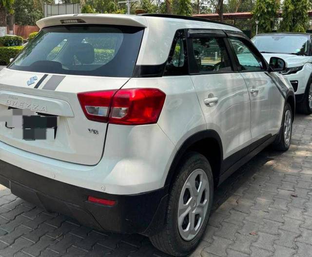 https://images10.gaadi.com/usedcar_image/4613236/original/processed_b4c78b14b92fe018503efd8b33aaf4e7.jpg?imwidth=6401