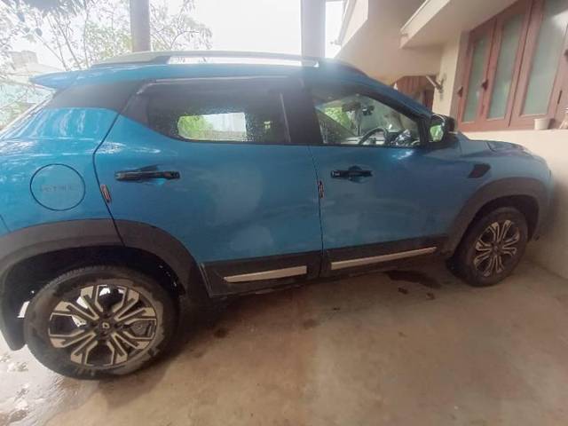https://images10.gaadi.com/usedcar_image/4613242/original/processed_32c1c51b-1ef7-4220-9e89-5cc3ce9f5c33.jpg?imwidth=6400
