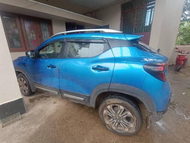 https://images10.gaadi.com/usedcar_image/4613242/original/processed_d6e11948-be24-4086-8bd5-02cfdc5dd258.jpg?imwidth=6401
