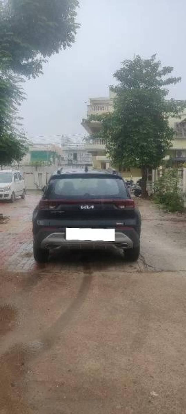 https://images10.gaadi.com/usedcar_image/4613243/original/processed_4e64c68f-b3ae-470a-bcd5-436e94f224c4.jpg?imwidth=6401
