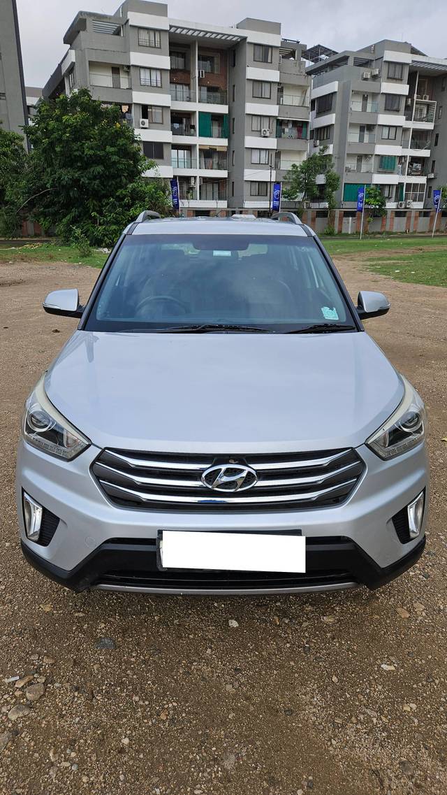 https://images10.gaadi.com/usedcar_image/4613263/original/processed_07fe972e-7879-49fb-b8b6-5f70a4405fd8.jpg?imwidth=6400
