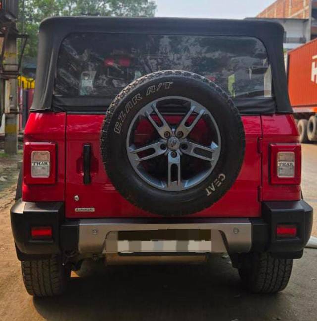 https://images10.gaadi.com/usedcar_image/4613269/original/fc4d292e0e5df3978d3f7c0f44171a5a.jpg?imwidth=6402