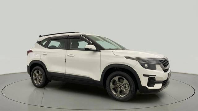 https://images10.gaadi.com/usedcar_image/4613274/original/677ee00c711927979a3b579acc4d871e.jpg?imwidth=6400