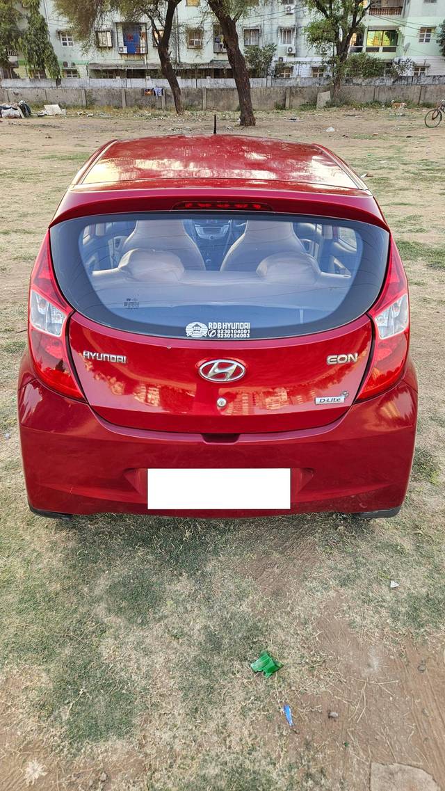 https://images10.gaadi.com/usedcar_image/4613280/original/processed_006f9075-606b-4056-a4a1-2a993da2b2f5.jpg?imwidth=6402