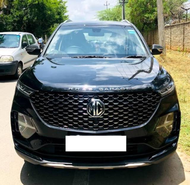 https://images10.gaadi.com/usedcar_image/4613282/original/processed_f051a72c-5f35-46ff-82e2-8bd6b975e3ec.jpg?imwidth=6402