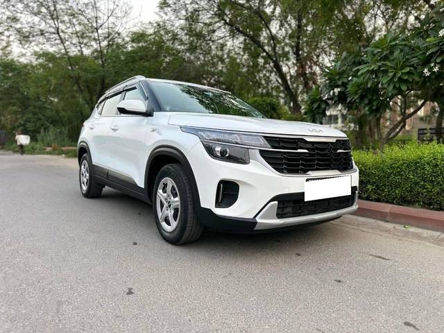 https://images10.gaadi.com/usedcar_image/4613283/original/processed_96a3333bdac93a48fe6821e089f1f23a.jpg?imwidth=6400
