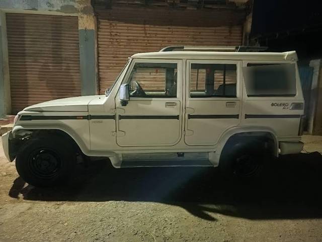 https://images10.gaadi.com/usedcar_image/4613311/original/processed_548c3e14-f3fd-48f4-bd2b-8c379e20f63c.jpg?imwidth=6402