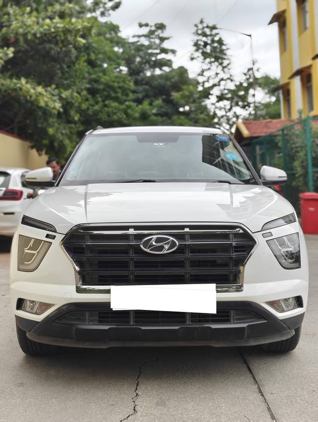 https://images10.gaadi.com/usedcar_image/4613323/original/processed_74d890e15e461669fb12cbd74e3ab8d6.jpg?imwidth=6401