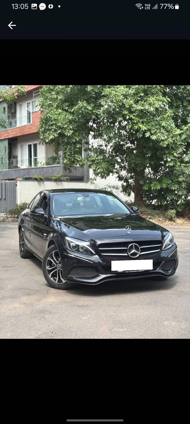 https://images10.gaadi.com/usedcar_image/4613384/original/processed_60e36a49fbb8472f72c467fe67b4047c.jpg?imwidth=6400