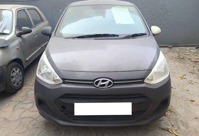 https://images10.gaadi.com/usedcar_image/4613403/original/processed_425ddb19f27199d9475ae8501afa1558.jpg?imwidth=6402
