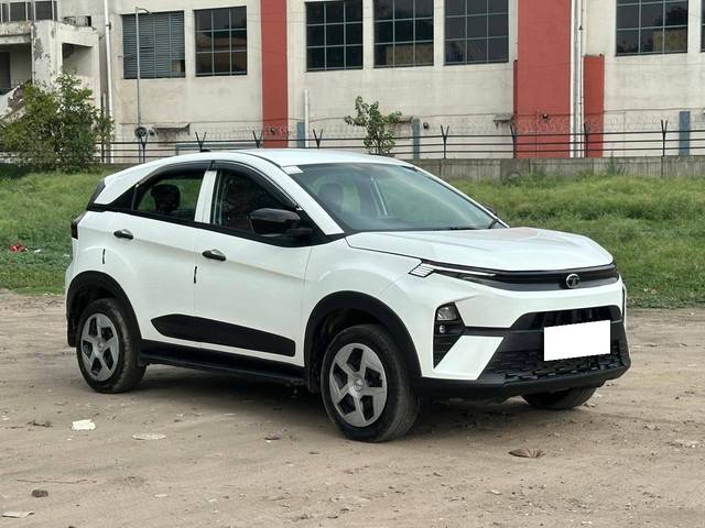 https://images10.gaadi.com/usedcar_image/4613430/original/processed_1338b0f0b180237df3feee60a387dbac.jpg?imwidth=6400
