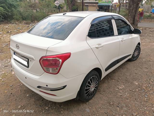 https://images10.gaadi.com/usedcar_image/4613432/original/processed_fb308555-153c-4ad1-8108-305d864ddfdc.jpg?imwidth=6401