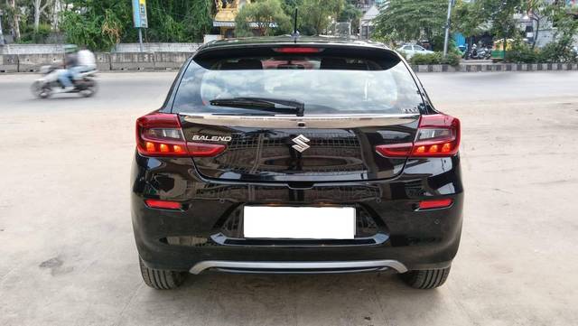 https://images10.gaadi.com/usedcar_image/4613433/original/processed_6b551f8676b03ba155fc73b5023502f5.jpg?imwidth=6402