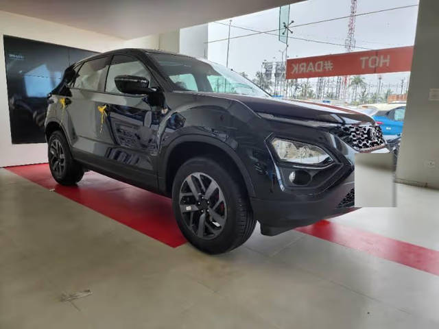https://images10.gaadi.com/usedcar_image/4613435/original/0babb2a7-2a5f-4e53-85e8-bb2cf8761e67.png?imwidth=6400