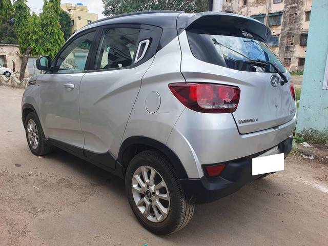 https://images10.gaadi.com/usedcar_image/4613439/original/processed_29760c7a86adc2e7adb994dd13072402.jpg?imwidth=6402