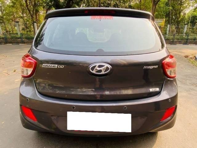https://images10.gaadi.com/usedcar_image/4613448/original/processed_462ab9d978e363bdda62f920c2778730.jpg?imwidth=6402