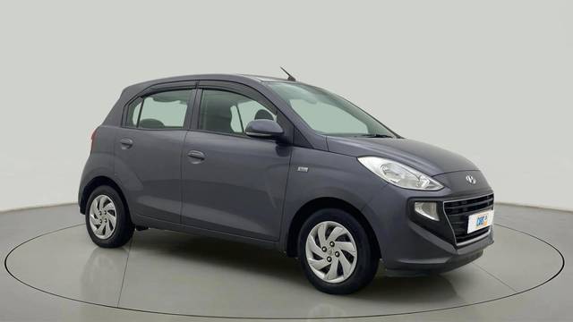 https://images10.gaadi.com/usedcar_image/4613524/original/23b86b825f537fda428bd79e4dcb13ee.jpg?imwidth=6400