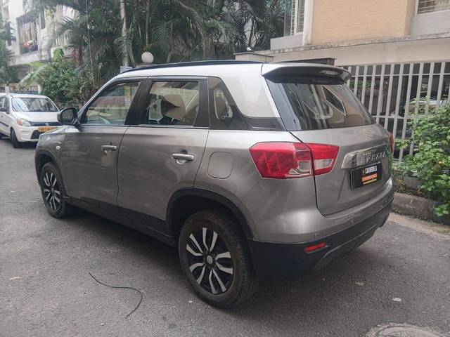 https://images10.gaadi.com/usedcar_image/4613546/original/processed_98cef539d858acab8c05992867ad2908.jpg?imwidth=6402