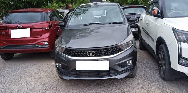 https://images10.gaadi.com/usedcar_image/4613572/original/processed_2f4f4aa8fcb119be204e7c6b6c029632.jpg?imwidth=6400