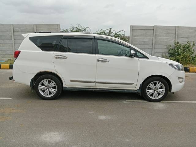 https://images10.gaadi.com/usedcar_image/4613594/original/09237b7a1fb0615caa2904e067c177eb.jpg?imwidth=6401