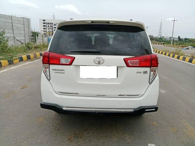 https://images10.gaadi.com/usedcar_image/4613594/original/processed_da84abfb89f42ae6b2d1440e1cf76671.jpg?imwidth=6402